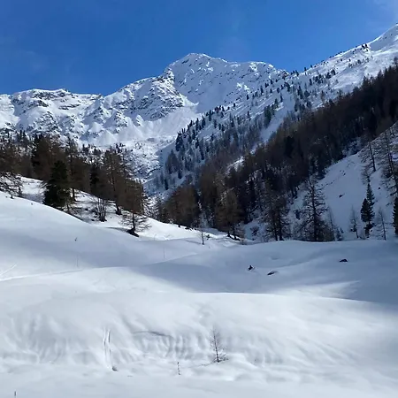 Perfect Flat In 4 Valleys